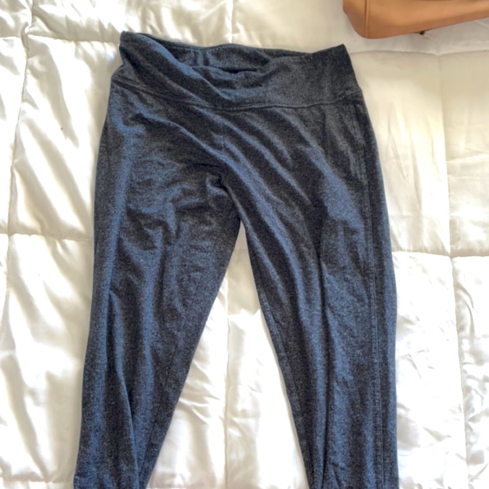 Two pairs of Victorias Secret leggings